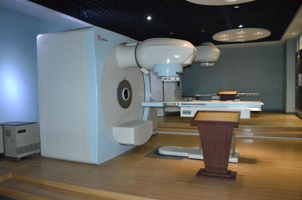 Co60外照射放射治疗机